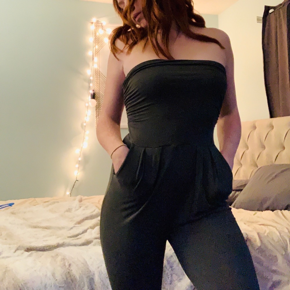 Jumpsuit in olive green!